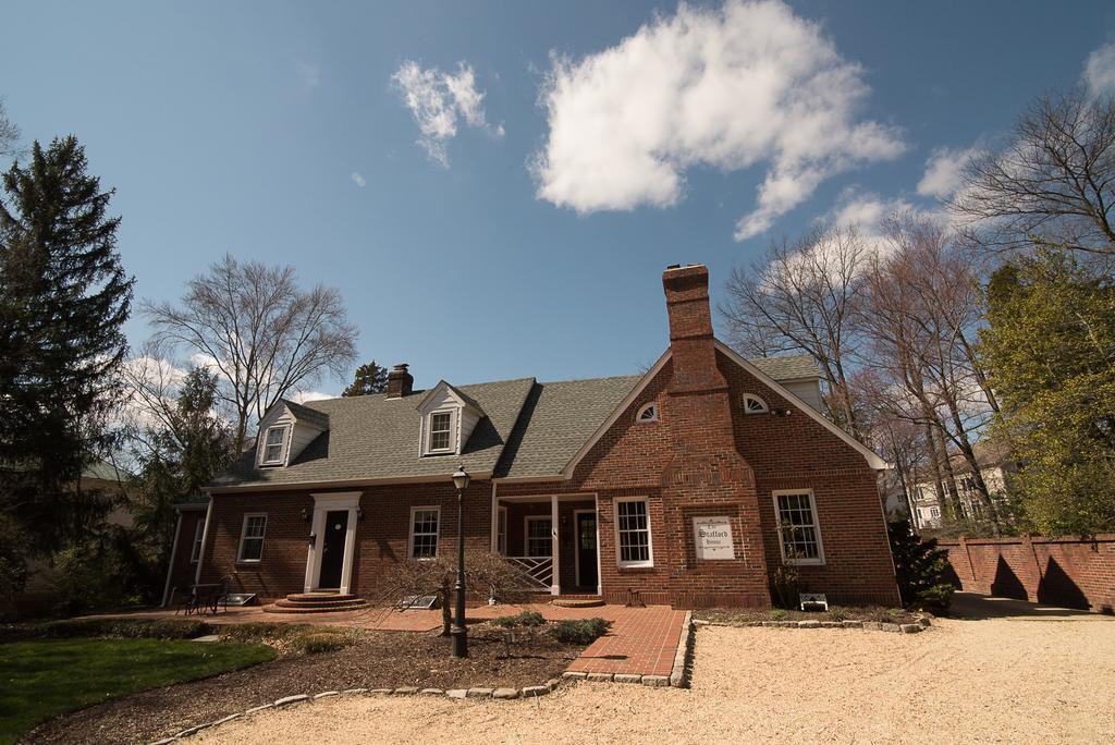 Stafford House Bed & Breakfast Fairfax Exterior photo